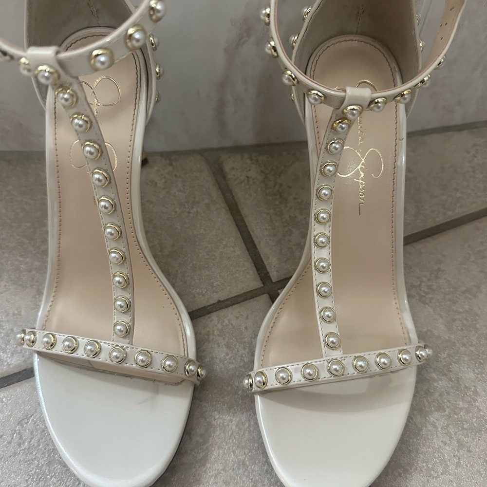 Jessica Simpson White Pearl Heels